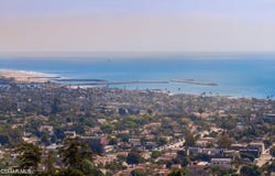 1918 Hillcrest Drive, Ventura, CA 93001