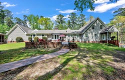 702 LAUREL Ln, Jasper, AL 35504