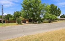 1733 E 13th Street, Okmulgee, OK 74447