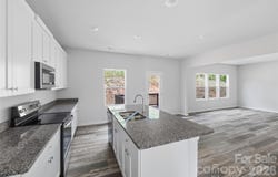 5145 Mark Drive NE, Hickory, NC 28601