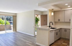 432 Edgehill Lane, Oceanside, CA 92054