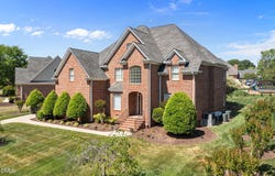 736 Meadowood Drive, Burlington, NC 27215
