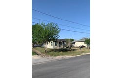 501 E Commons Street, Refugio, TX 78377