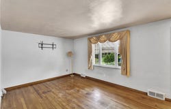 2831 Sageman Ave, Brookline, PA 15226