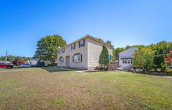30 Norman Drive, Derry, NH 03038