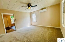 313 E Ohio Street, Clinton, MO 64735