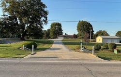 618 E Elnora St, Odon, IN 47562