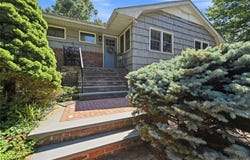 115 Autumn Drive, Hauppauge, NY 11788