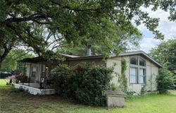 1048 Red Bird, Seven Points, TX 75143