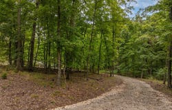2527 Alpine Trails Drive, Innsbrook, MO 63390