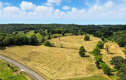 14616 Deer Run Road, Henley, MO 65040