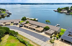 5200 Country Club Drive, De Cordova, TX 76049