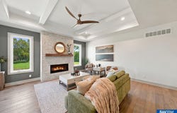 9118 Hillcrest Trail, Lincoln, NE 68520