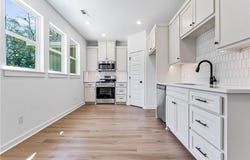 11 Lathrop Drive, Bella Vista, AR 72715