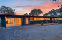 400 Las Lomas DR, ROYAL OAKS, CA 95076