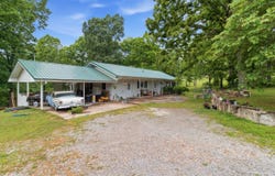 34 Indian Oaks Drive, Isabella, MO 65676