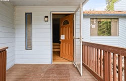 2940 SE OAK St, Hillsboro, OR 97123