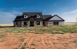 523 NE 2000, Andrews, TX 79714