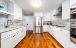 21 Rolling Green Lane, Mashpee, MA 02649
