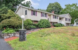 7 Draper Dr, Wilmington, MA 01887