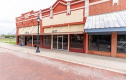 110 E Clark St E, Bartlett, TX 76511
