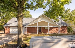 1674 Skyview Drive, Branson, MO 65616
