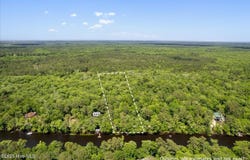 Riverview Drive, Burgaw, NC 28425