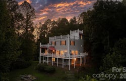 308 Flat Mountain Road, Lenoir, NC 28645