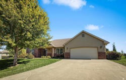 3505 Vanesta Drive, Manhattan, KS 66503