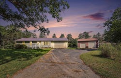 5291 Nickleplate Road, Ionia, MI 48846