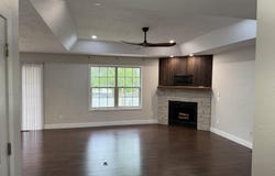 142 W Trail Point Drive, Nixa, MO 65714