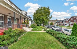 2221 FAIRVIEW, EASTON, PA 18042