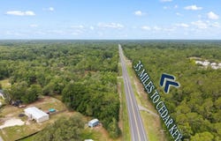 001 E 24th St, Bronson, FL 32621