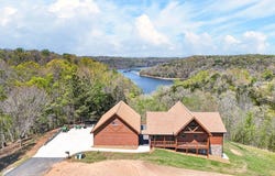 800 Quail Run, Byrdstown, TN 38549