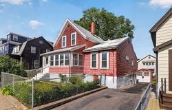 95 Marshall St, Winthrop, MA 02152