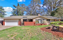 4791 LARKWOOD St, Eugene, OR 97405