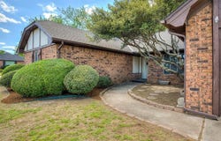 716 Landsdowne Drive, Norman, OK 73072