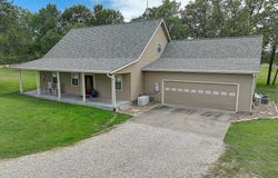 1928 Koether Road, Carmine, TX 78932