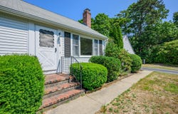 295 Westwind Circle, Osterville, MA 02655