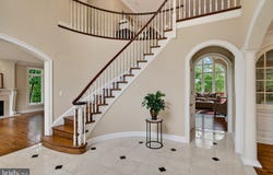 606 LONGCHAMPS Drive, DEVON, PA 19333