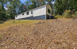 8 Lake Forest Drive, Galena, MO 65656