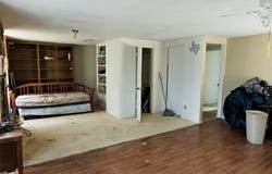 109 Wayside Dr, Elgin, TX 78621