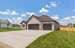 3017 E Heritage Street, Republic, MO 65738