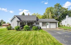 2710 Lakeridge, Wixom, MI 48393