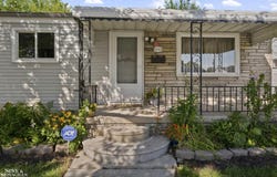 22101 Masch Avenue, Warren, MI 48091