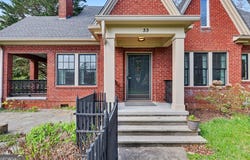 33 Maple Street, Clayton, GA 30525
