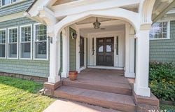 122 Newfield Street, Middletown, CT 06457