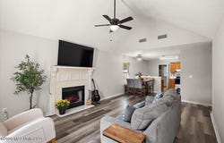 111 Barnett Bend Lane, Brandon, MS 39047