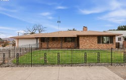601 E 12TH St, TheDalles, OR 97058