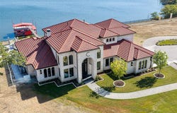 288 W Carter Heights, Bowie, TX 76230